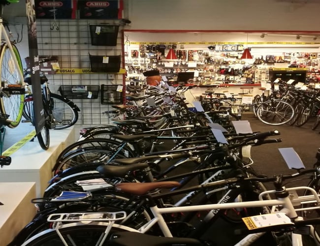 Cykelforretning til salg i Værløse - Dækningsbidrag: 487.445 kr.