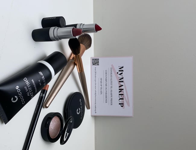Køreklar dansk makeup webshop.