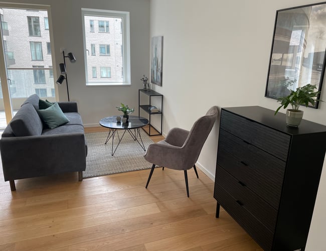 Salg af varelager med møbler