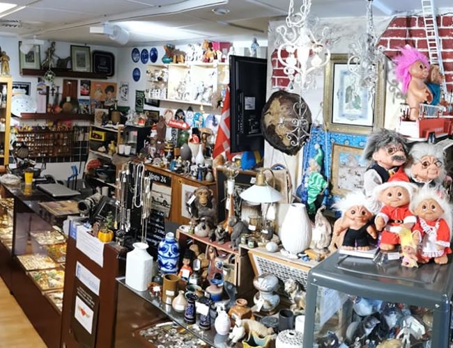 340 Kvm top beliggende forretning med Komplet koncept til Loppesupermarked - Hvidovre