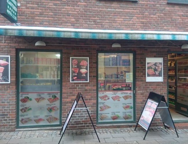 Slagter i centrum af Helsingør på 136m2 - Omsætning pr dag: 2-3.000,- kr. - til afståelse