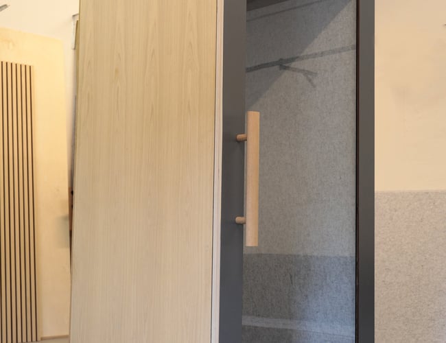 Dansk færdigudviklet koncept med designet telefonboks til kontoret