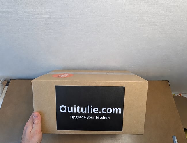 Komplet e-commerce brand med webshop, domæner og lager – OUITULIE.dk & .com