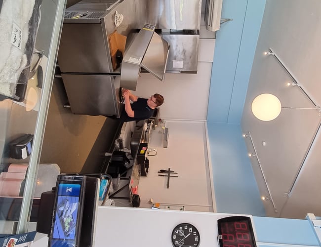 Super Flot fiskebutik i hjertet af Øgade- kvarteret. - Aalborg.