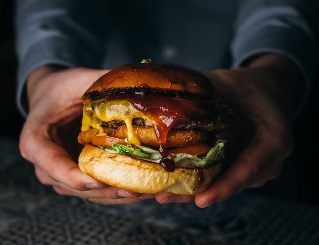 Burger & Cocktailbar i Sønderborg med omsætning sælges