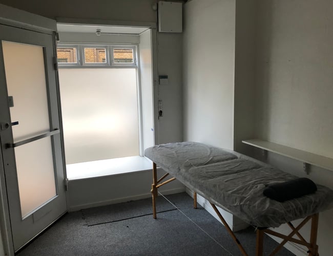 Flot renoveret forretning med god placering i Frederiksberg til afståelse