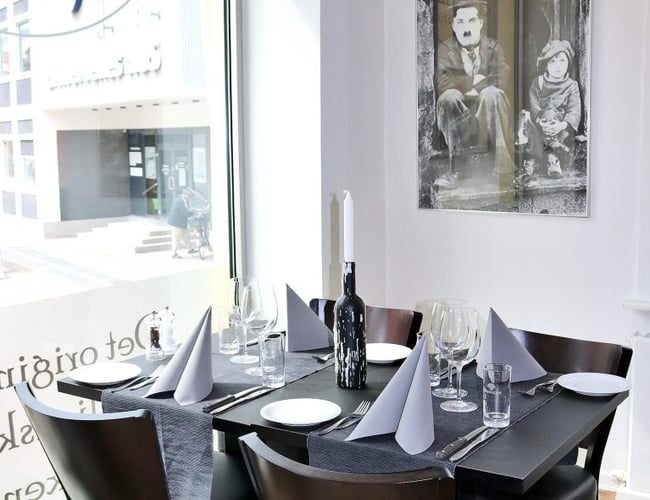 Ægte italiensk restaurant - min. 10.000 kr. i daglig oms/snit - Midt i Holbæk centrum 