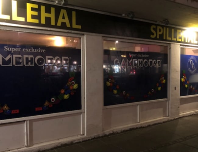 Spillebutik ved S-tog og Center