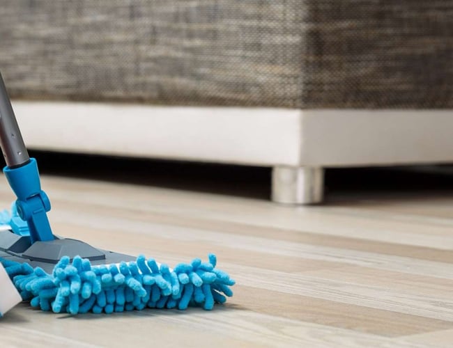 Zelservice.dk - Rengøring med kontor og egne produkter - Overskuddet ligger på ca. 235.000 kr.