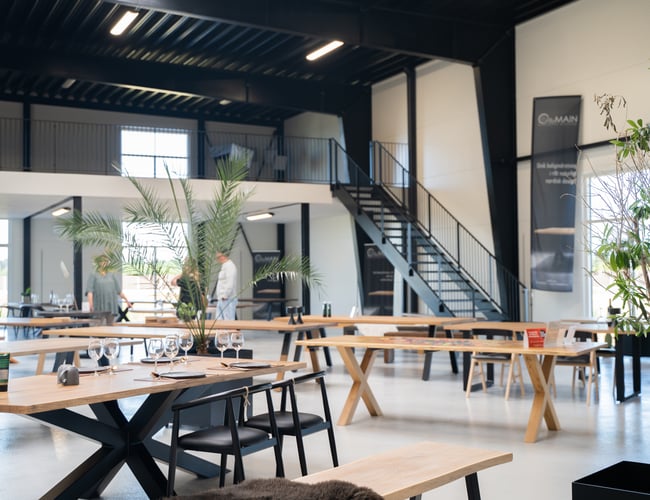 Succesfuld møbelvirksomhed med stærkt brand og høj vækst sælges