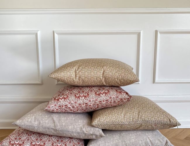 HOMEYNESS (produktion, forhandlere, webshop, varelager, instagramkonto 10.000 følgere)