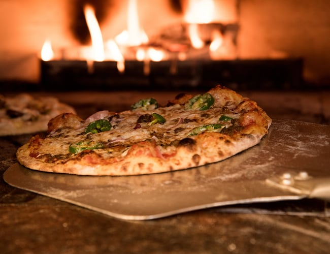 Pizzeria i Aalborg med god omsætning til salg - Vi omsætter for mere end 1.4 millioner kroner om året.