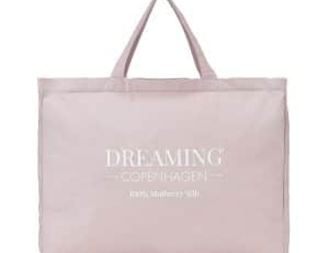 Dreaming Copenhagen - Kpmplet varelager med håndlavede silkedyner i Mulberry silke