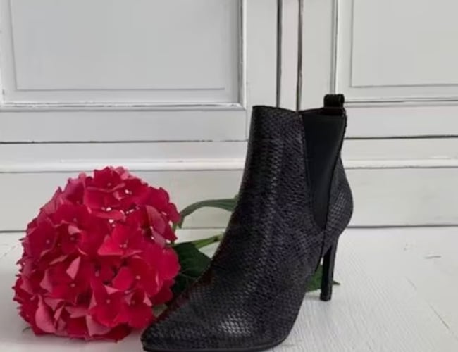 Flot eksklusiv webshop med salg af sko sælges - Omsætning 2021 kr. 64.000,00 kr. - Leverandør fra Europa