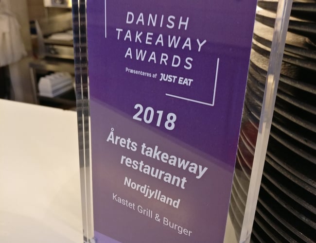 Kastet grill og burger - Grillbar i midten af Aalborg - Omsætter for ca 300.000 kr. pr måned