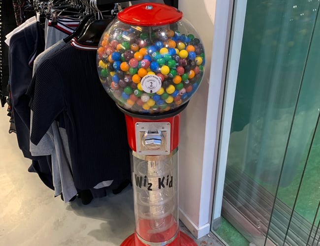 Slikautomat forretning med passiv indtjening - Resultat: 151.000 kr. 2018