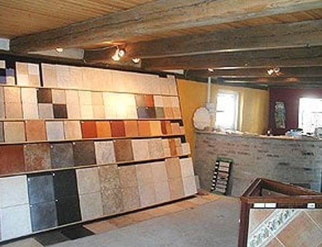 Fliseforretning sælges med faste BtB kunder f.eks. XL-byg. og primært 