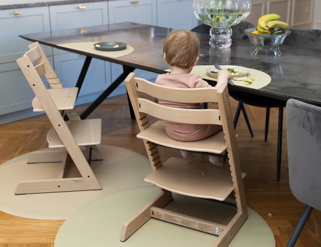 Børnebrand Everleigh & Me inkl. Webshop: Stoleunderlag og funktionelle børneprodukter