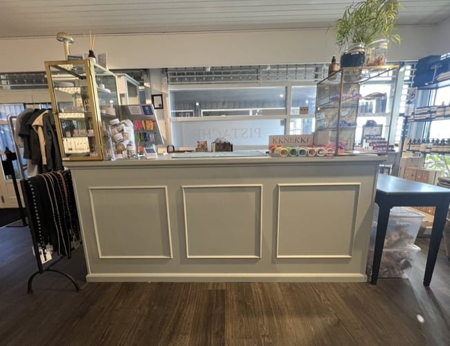 Tøjbutikken ´Pistache´ i Rungsted Havn sælges