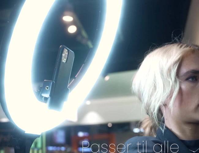 Danmarks førende webshop med salg af Ring Light - 2022 omsætning: ca 2.257.000 kr.