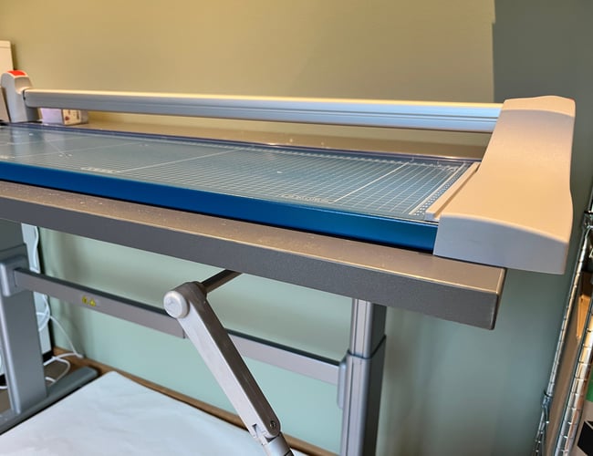 Varelager til plakatshop