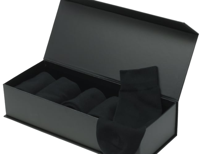 Salg af varelager med sokker og underbukser