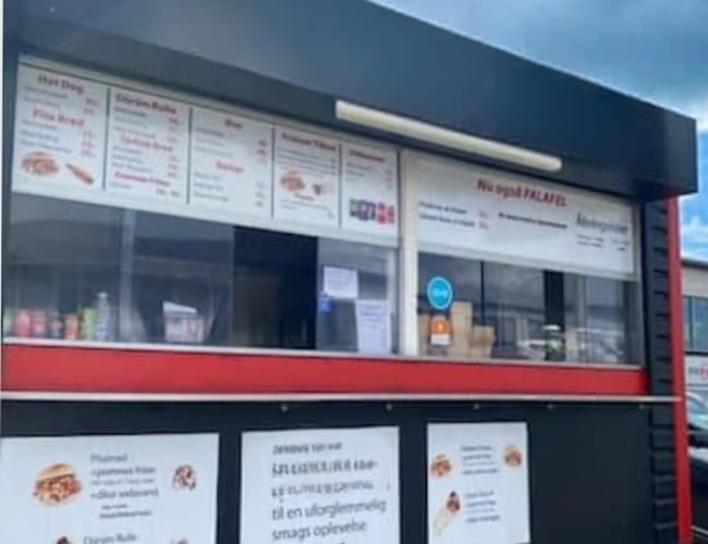 Shawarma/pizza/Sandwich hus/køkken (skal flyttes fra nuværende lokation))