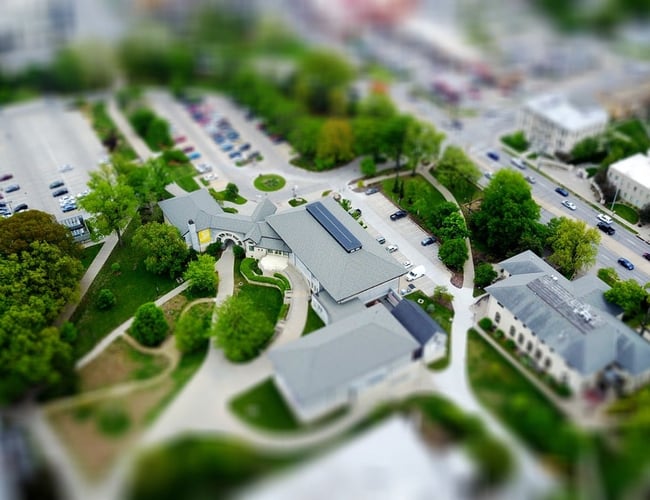 Velrenommeret anlægsgartnervirksomhed - God fordeling af offentlige og private kunder samt alt i udstyr og maskiner (2.5 mio DKK i omsætning)