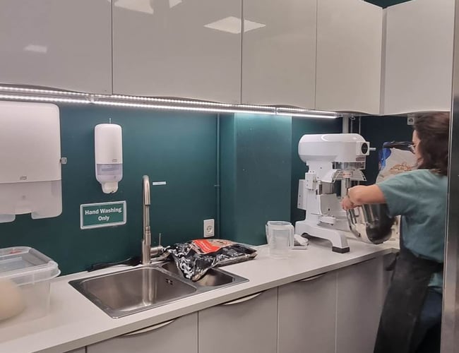 Pizzeria med unik beliggenhed i Glostrup centeret lige foran Føtex. 