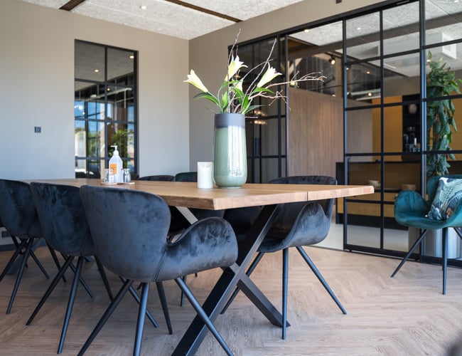 Succesfuld møbelvirksomhed med stærkt brand og høj vækst sælges