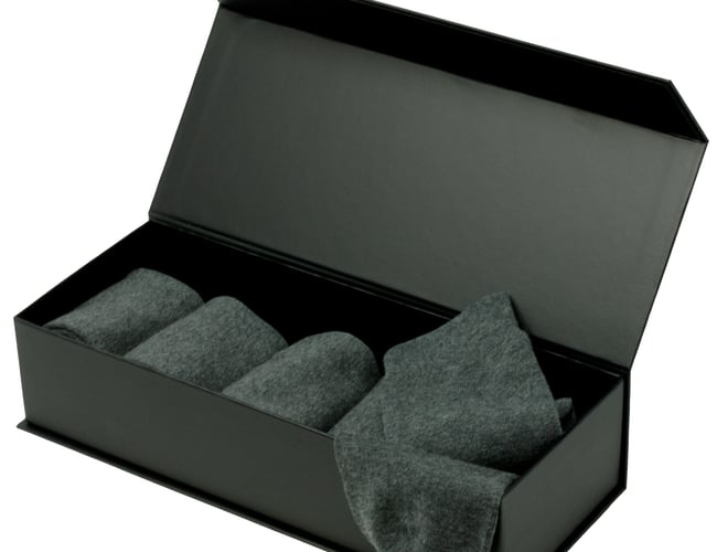 Salg af varelager med sokker og underbukser