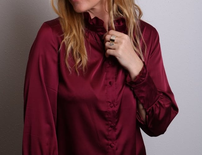 Webshop med tøj til kvinder - sælger tøj til kvinder i alderen 25 - 45 år.