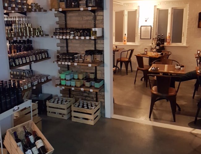 Spændende delikatessebutik fra 2017 sælges pga sygdom