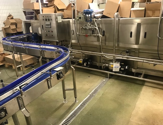 Fuld automatisk produktionslinje til: (Drikkevarer, Kombucha, Ice Tea, Ketchup, Mayonnaise og andre dressinger.) 