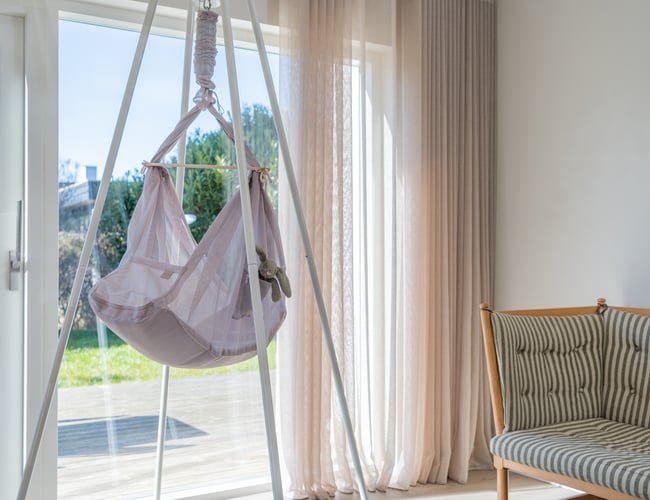 Baby Webshop - 100% økologiske slyngevugger, vuggemotorer samt tilbehør. - 4,6 på Trustpilot.