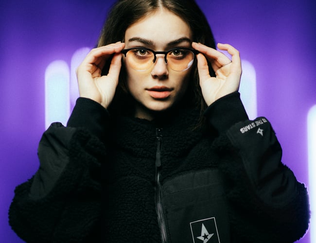 Bluxglasses.dk (Blux) / Køreklar webshop med millionomsætning inkl. stort varelager