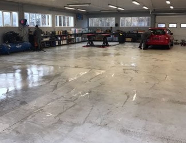 Bilplejecenter i Næstved sælges, værksted på samlet 610 kvm (Omsætning på ca. 1,6 mio årligt)