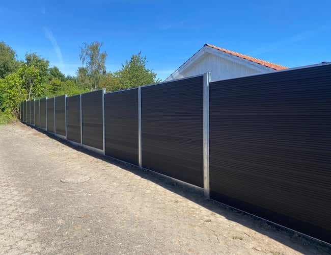 Komposit hegns firma. 