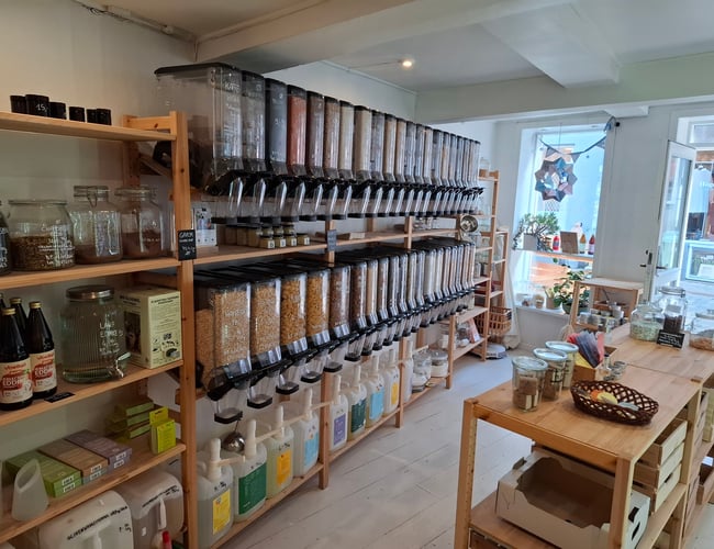 Bliv ejer af Aarhus’ førende økologiske, emballagefri butik – Raa Aarhus er til salg!