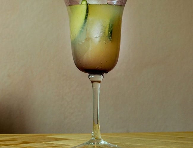 Flot webshop med alsidigt virksomhedsnavn og ULR -  Salg af alkoholfrie drikkevarer