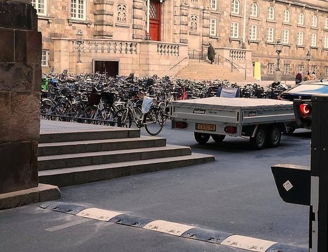 Vejbump.dk - Velkendt handelsvirksomhed indenfor trafiksikkerhed med stabil omsætning.