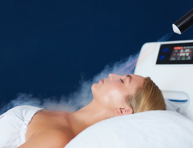 Klinik med +3000 kunder i Kbh. (kan flyttes) kan blive din- nedsat 100.000