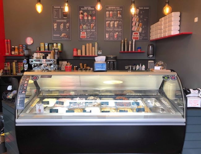 Perfekt lokation til is-bar eller lign. - Afståelse