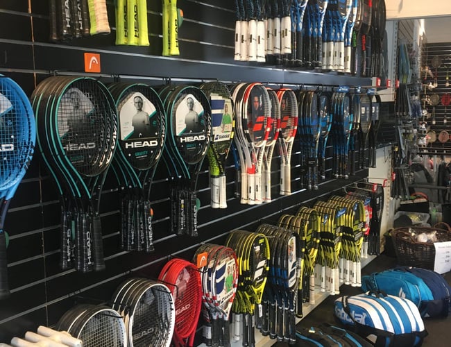 Etableret webshop med sportsudstyr og varelager kan blive din - 2022 omsætning: 3.771.466 kr.