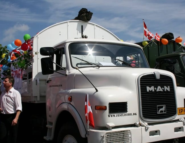 Festlastbiler.dk - Studenterkørsel SOLGT