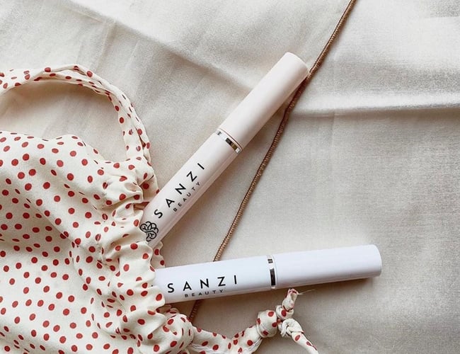 Webshop med anerkendt beauty leverandør - Vipper, bryn- og hudpleje i topklasse             