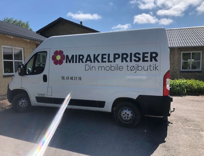 Nedsat pris - Tøjfirma, salg til plejecentre - En del faste kunder - Eksisteret over 20 år