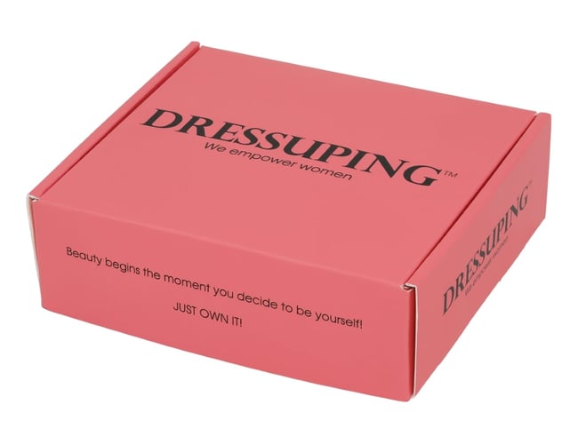 'DRESSUPING' handler om at motivere kvinder til et positivt mindset gennem månedlig power citater og lækre håndplukkede produkter.