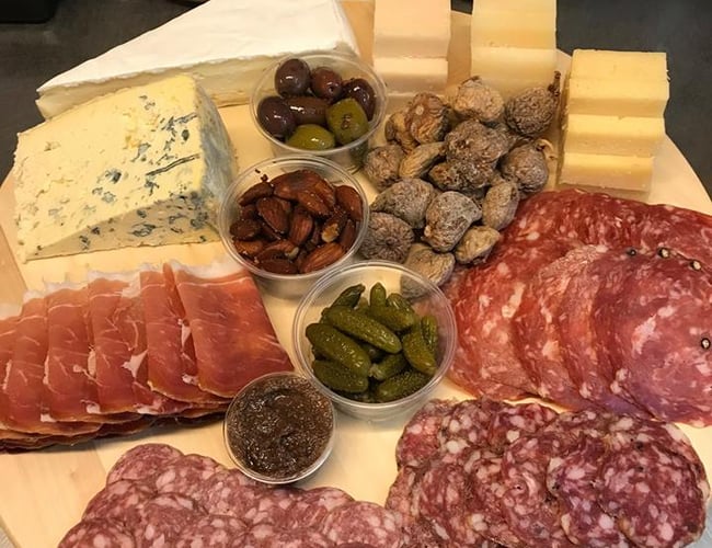 Sønderborgs eneste ostebutik til salg - Årets resultat = 230.000,00 kr.