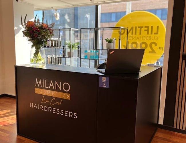 Frisør og Skønhedssalon til salg i Hvidovre - Månedlige leje udgør 10.000 kr. om måneden